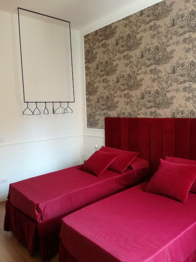 Bloom Rooms Foligno Ngoại thất bức ảnh