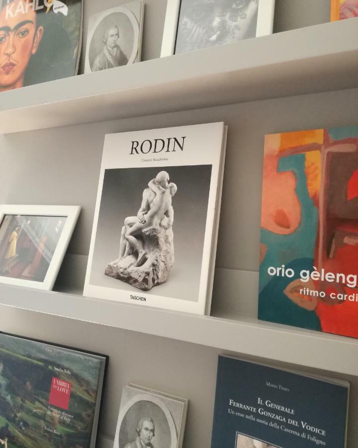 Bloom Rooms Foligno Ngoại thất bức ảnh